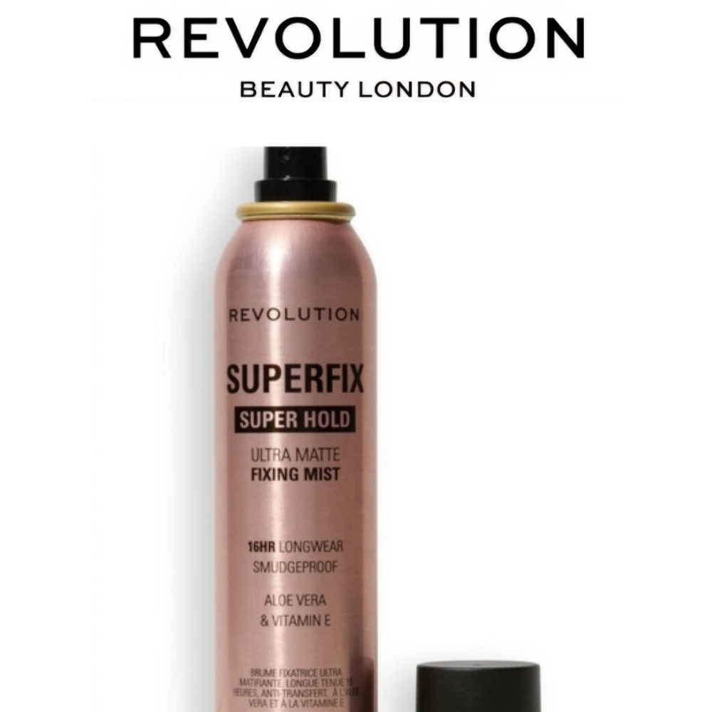 Revolution Beauty Superfix Super Hold Ultra Matte Fixing Mist